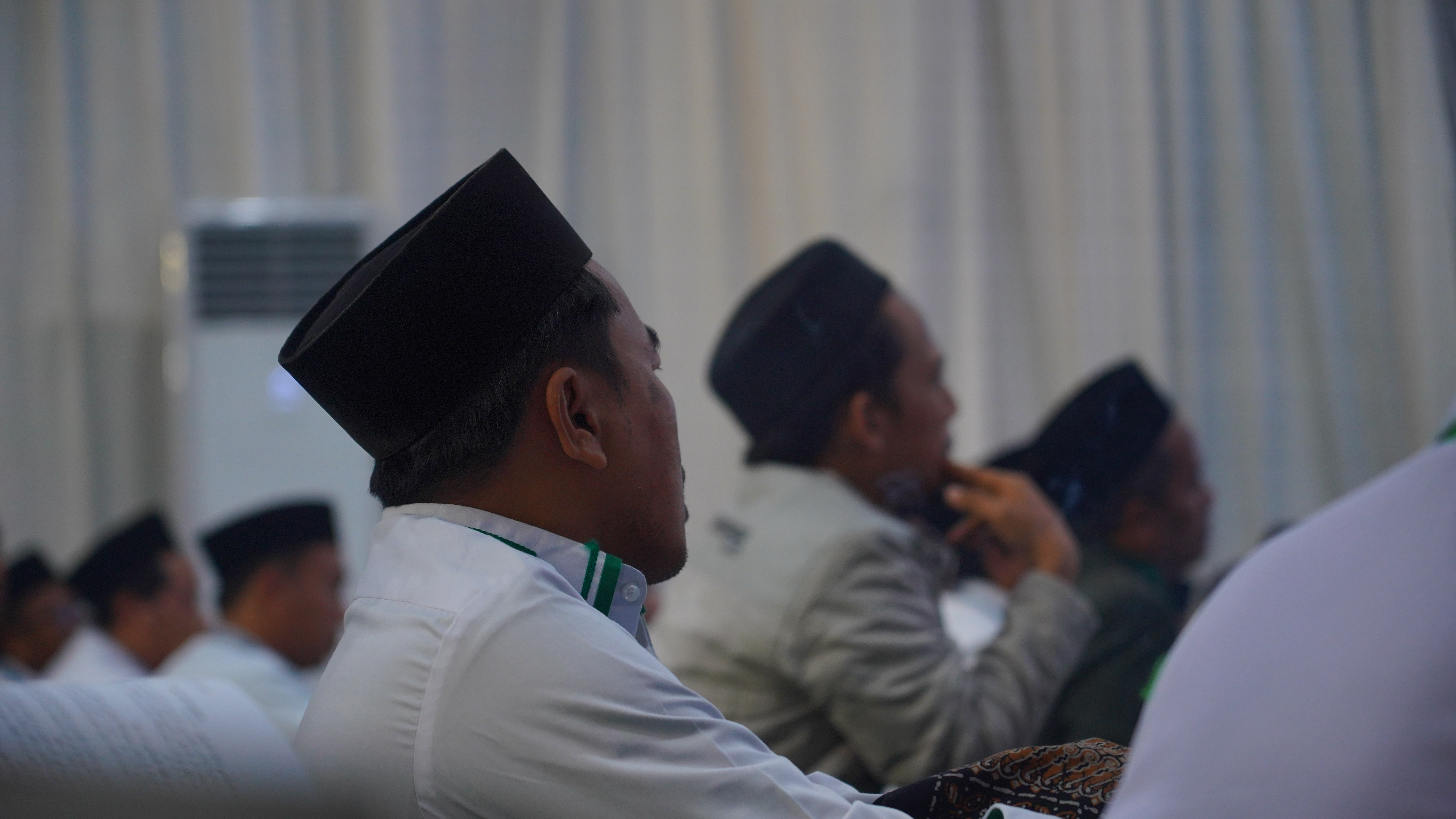 Sidang Komisi B