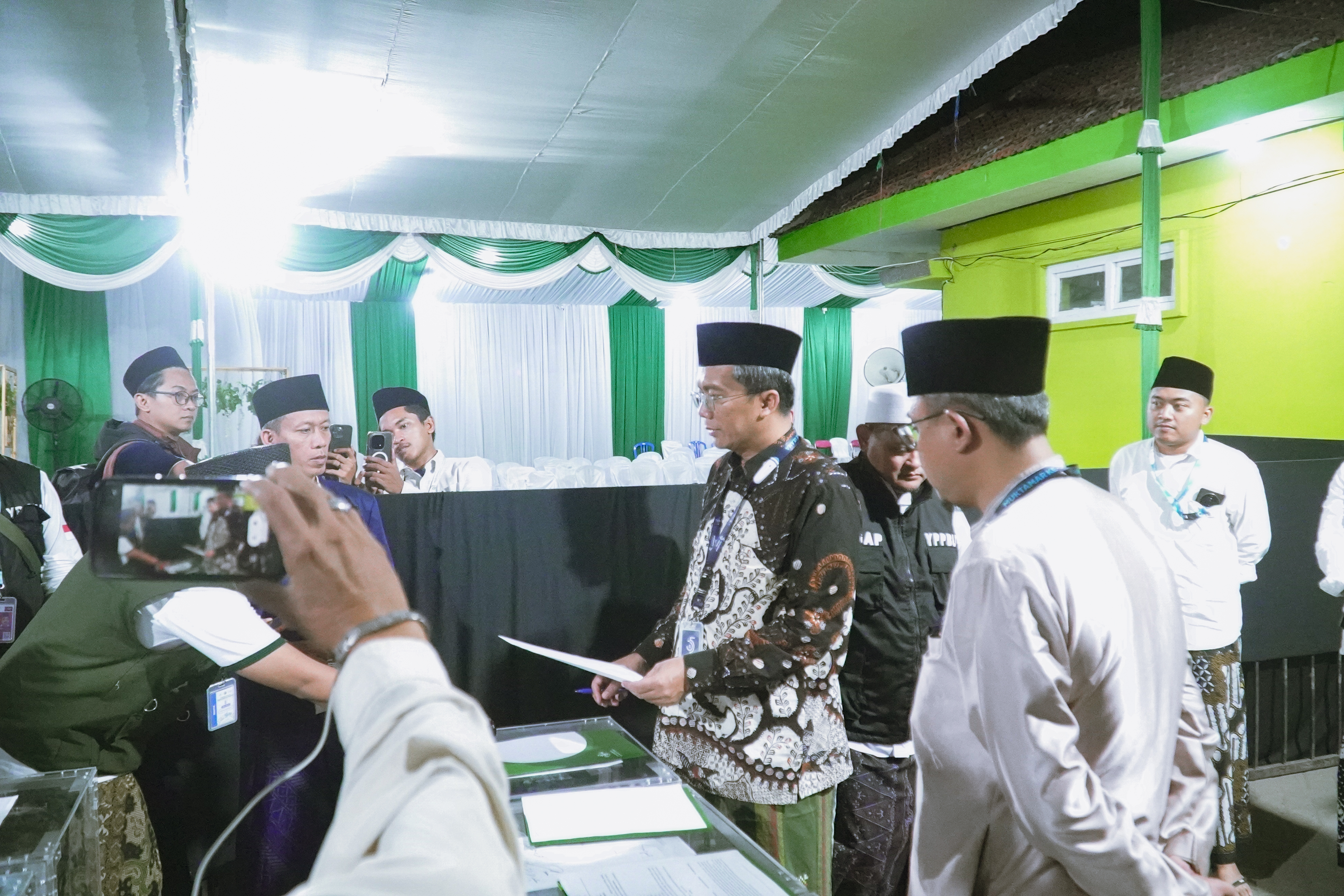 Peletakan Kotak Ahwa