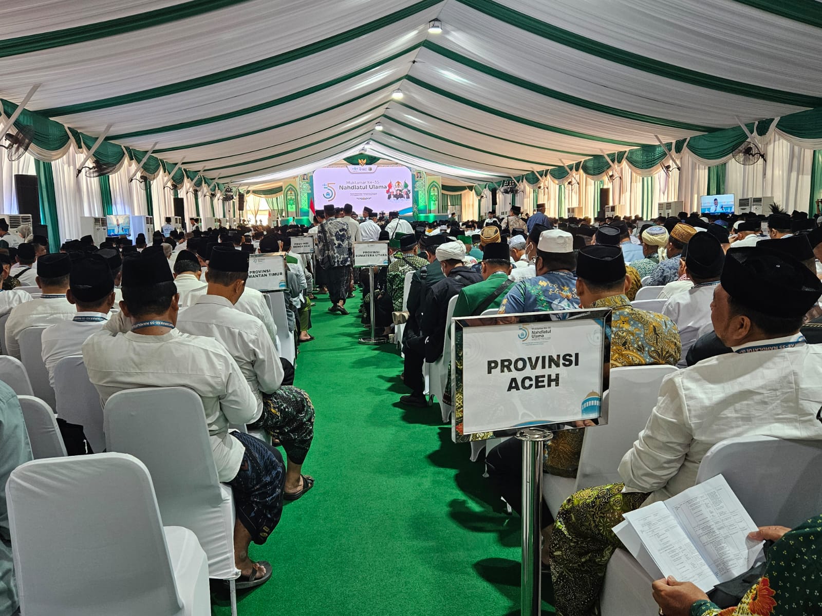 Suasana Pleno Ke-1