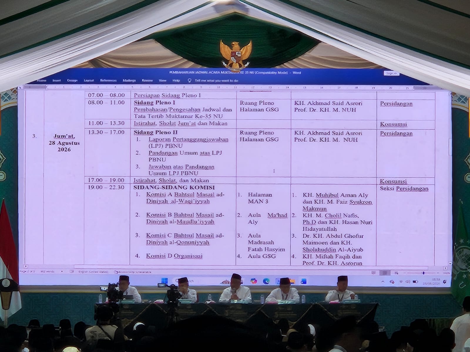 Suasana Pleno Ke-1