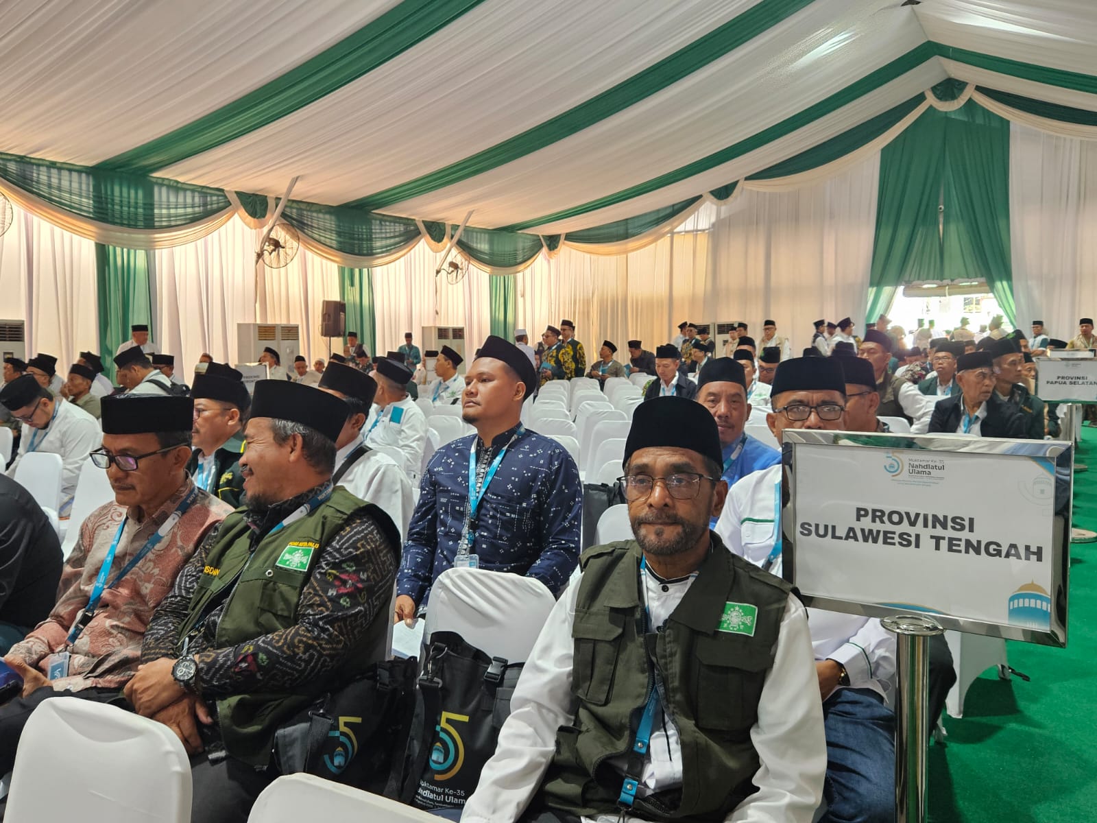 Suasana Pleno Ke-1