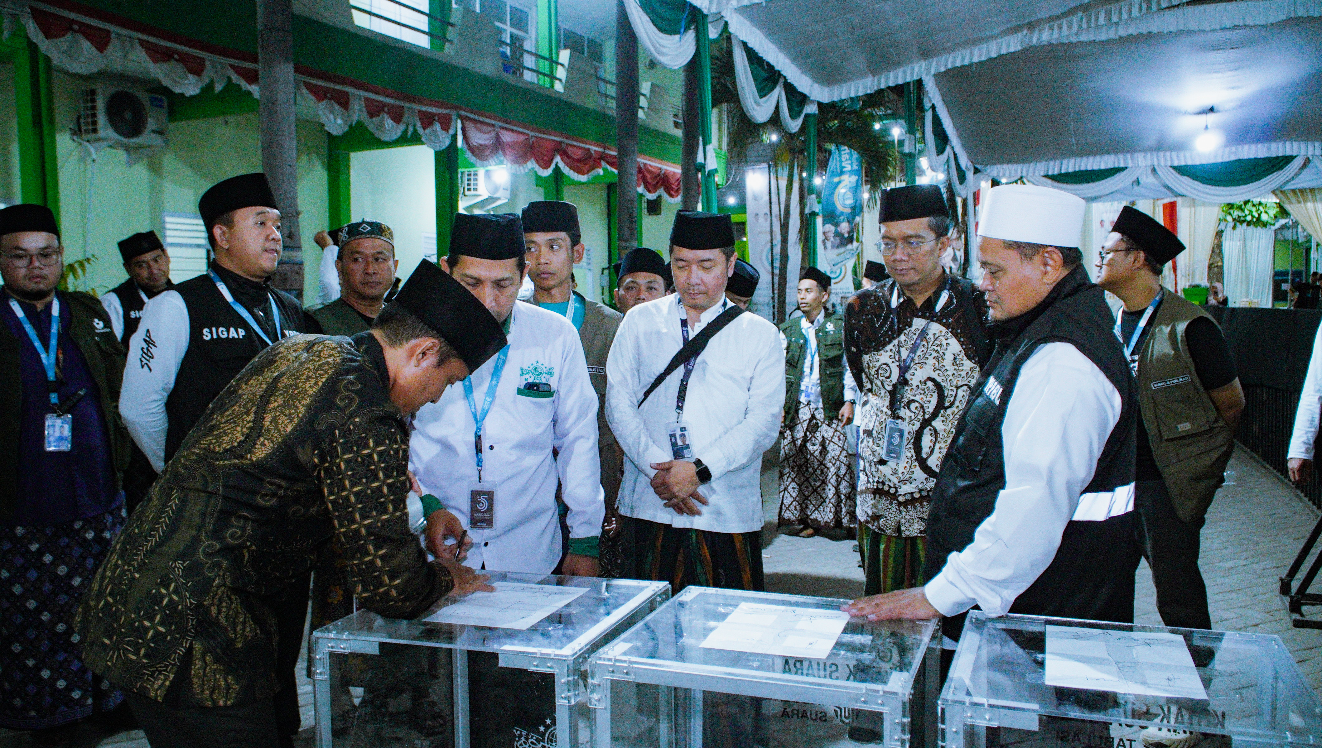 Peletakan Kotak Ahwa